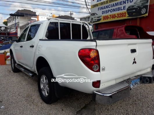 Mitsubishi L200 Camioneta en venta