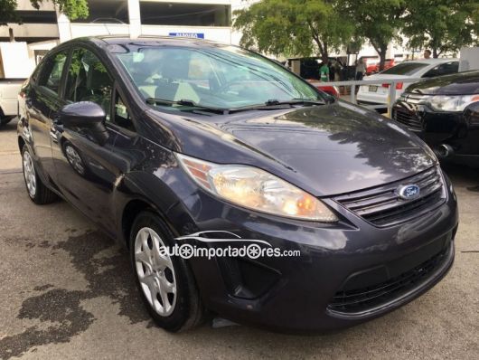 Ford Fiesta Carros en venta