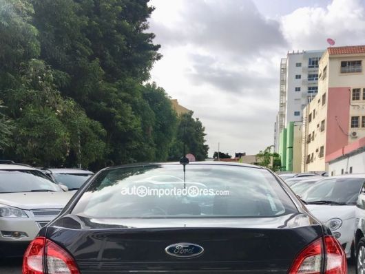 Ford Fiesta Carros en venta