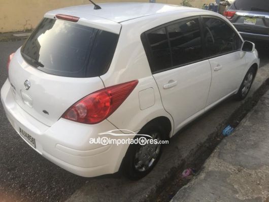 Nissan Versa Carros en venta