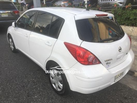 Nissan Versa Carros en venta