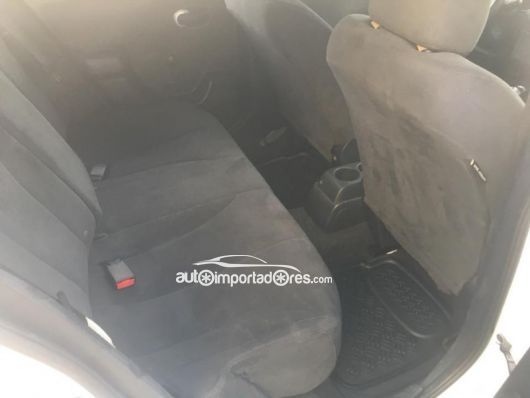 Nissan Versa Carros en venta