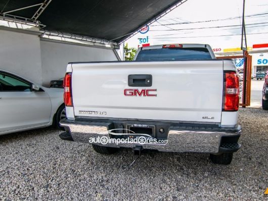 GMC Sierra Camioneta en venta