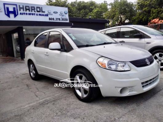Suzuki SX4 Carros en venta