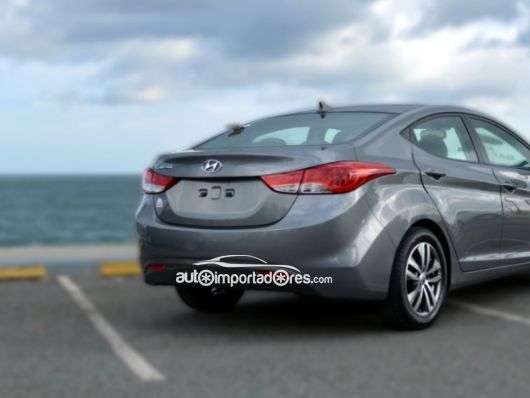 Hyundai Elantra Carros en venta