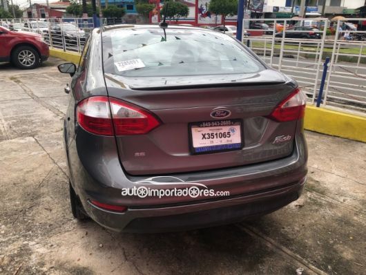 Ford Fiesta Carros en venta