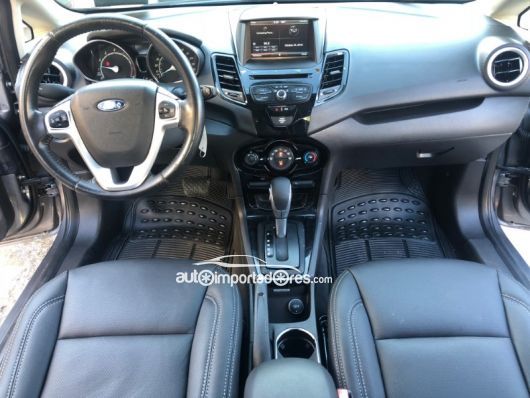 Ford Fiesta Carros en venta