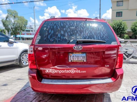 Kia Sedona Minivan en venta