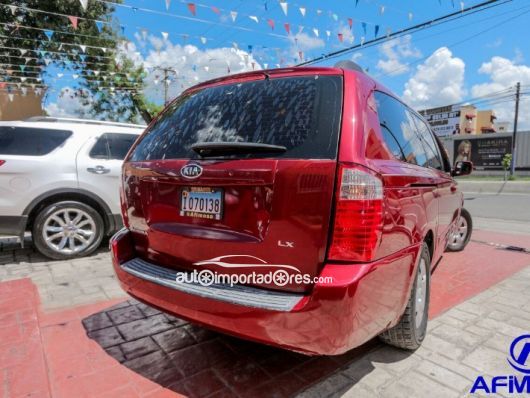 Kia Sedona Minivan en venta