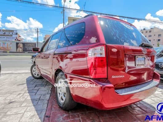 Kia Sedona Minivan en venta