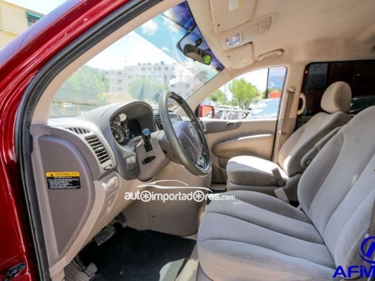 Kia Sedona Minivan en venta