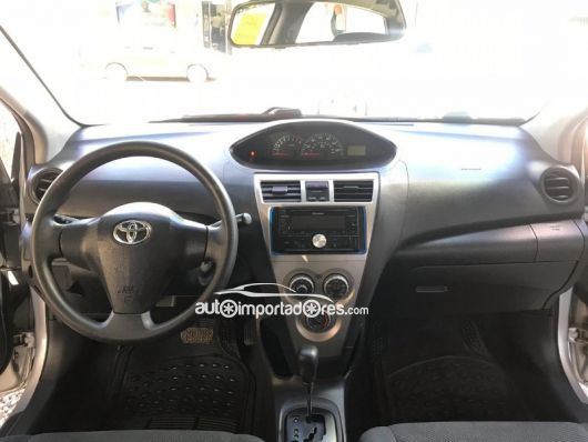 Toyota Yaris Carros en venta