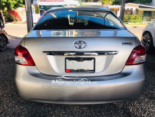 Toyota Yaris Carros en venta