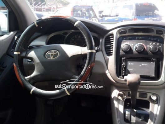 Toyota Highlander Jeepeta en venta