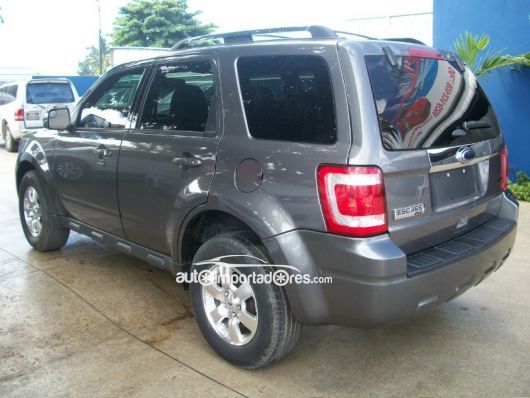 Ford Escape Jeepeta en venta