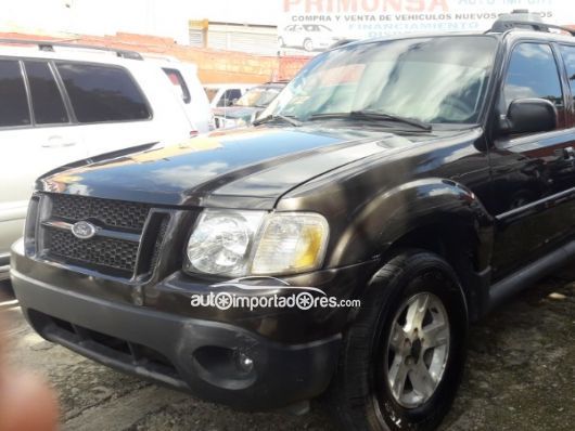 Ford Sport Trac Camioneta en venta