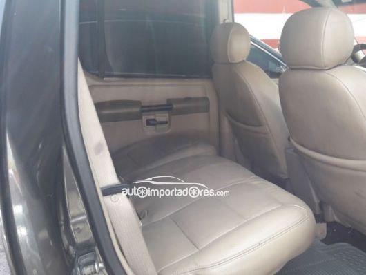 Ford Sport Trac Camioneta en venta