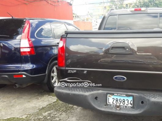 Ford Sport Trac Camioneta en venta