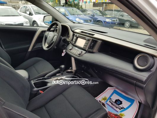 Toyota RAV4 Jeepeta en venta