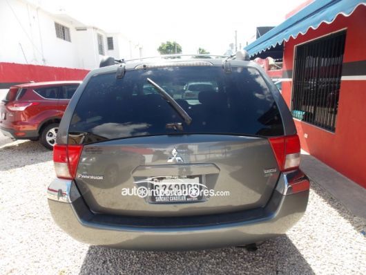 Mitsubishi Endeavor Jeepeta en venta