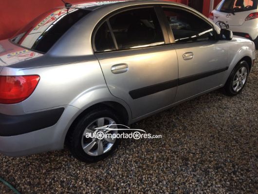 Kia Rio Carros en venta