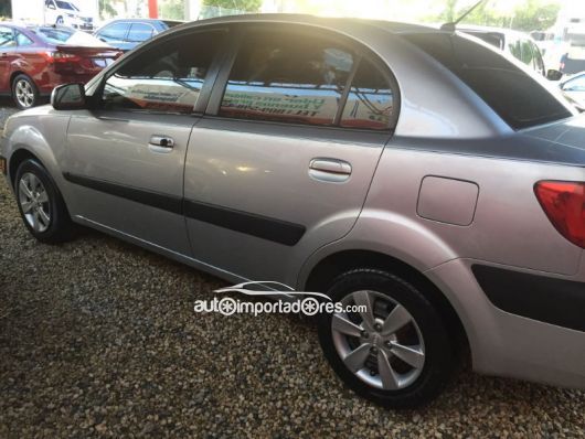 Kia Rio Carros en venta