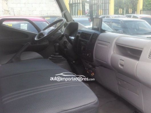 Hino WU Camion en venta