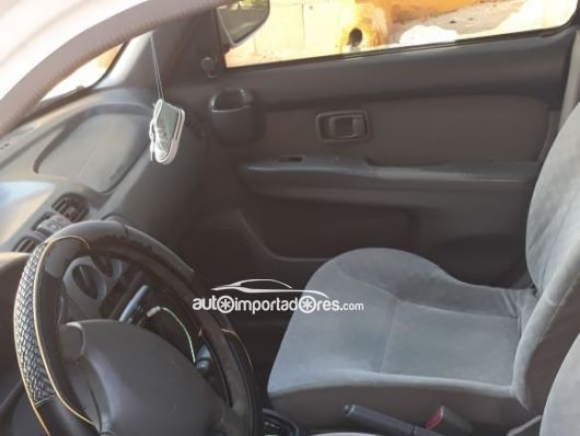 Nissan March Carros en venta