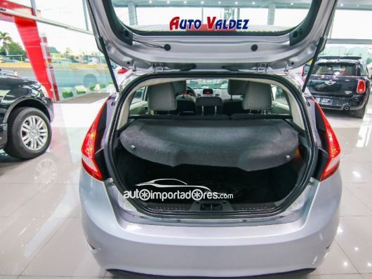 Ford Fiesta Carros en venta