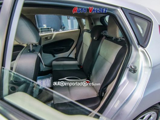 Ford Fiesta Carros en venta
