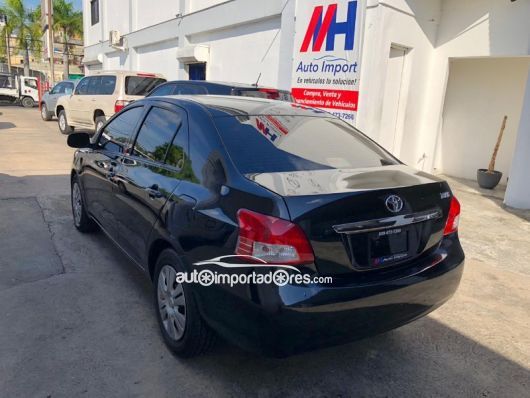 Toyota Yaris Carros en venta