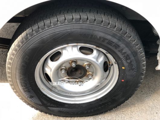 Nissan Caravan Minivan en venta