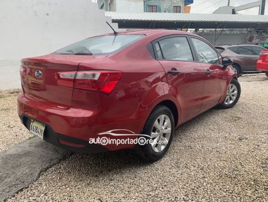Kia Rio Carros en venta
