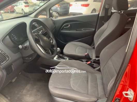 Kia Rio Carros en venta