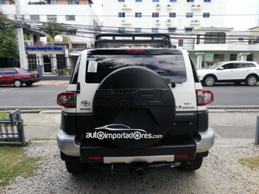 Toyota FJ Cruiser Jeep en venta