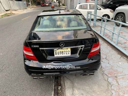 Mercedes-Benz Clase C Carros en venta