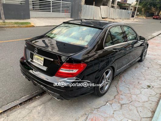 Mercedes-Benz Clase C Carros en venta