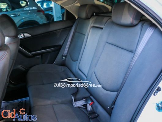 Kia Cerato Carros en venta