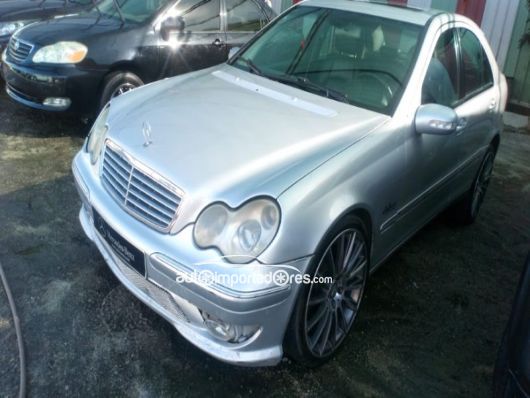 Mercedes-Benz Clase C Carros en venta