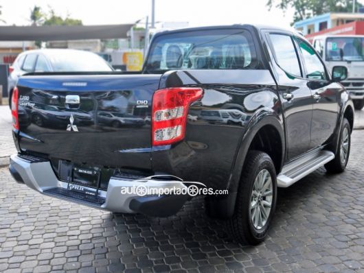 Mitsubishi L200 Camioneta en venta