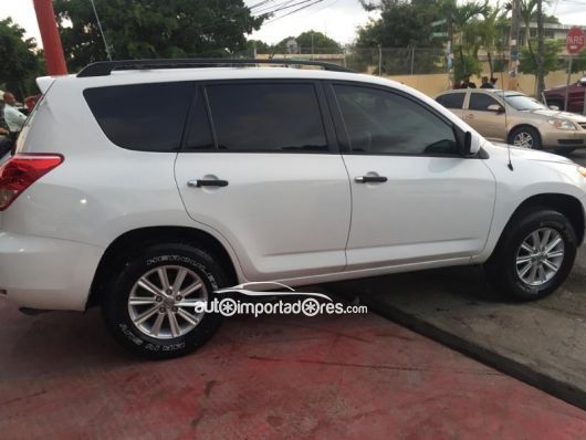 Toyota RAV4 Jeepeta en venta