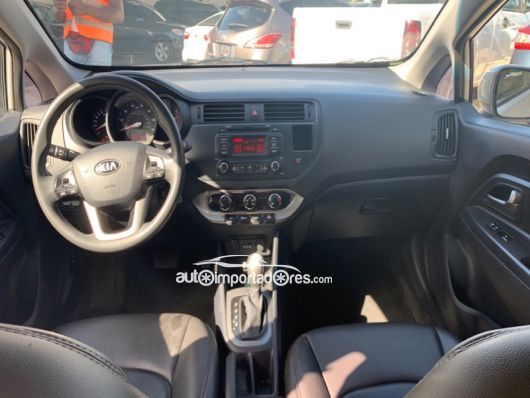 Kia Rio Carros en venta