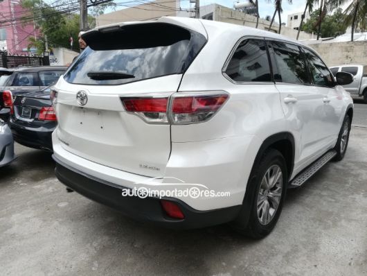 Toyota Highlander Jeepeta en venta