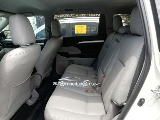 Toyota Highlander Jeepeta en venta