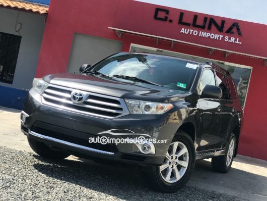 Toyota Highlander Jeepeta en venta
