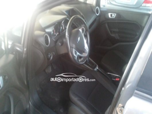 Ford Fiesta Carros en venta