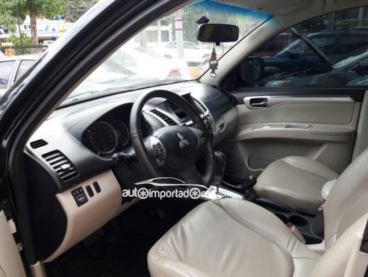 Mitsubishi Nativa Carros en venta