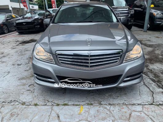 Mercedes-Benz Clase C Carros en venta