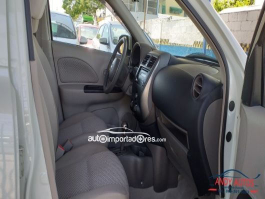Nissan March Carros en venta