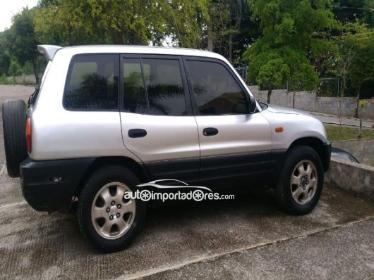 Toyota RAV4 Jeepeta en venta